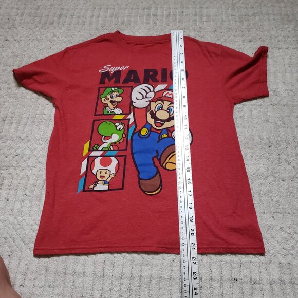 Super Mario Bros - Super Mario & Friends Big Boy's Red T-Shirt Size Small - Picture 13 of 15
